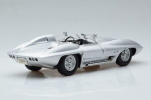 Chevrolet Corvette C1 Stingray Concept AUTOart 1:18 71000 Pressofusione — immagine 3 di 8