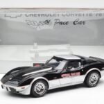 Chevrolet Corvette C3 Pace Car Indianapolis 500 1978 UT Models 1:18 - image 6 of 6