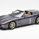 Chevrolet Corvette C5 Cabriolet Viola Perla Metallizzato UT Models 1:18