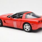 Chevrolet Corvette C5 Hardtop Rosso UT Models 1:18 - image 5 of 6