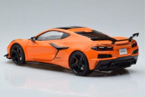 Chevrolet Corvette C8 Z06 Arancione GT Spirit 1:18 GT417 Resina — immagine 5 di 6