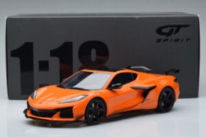 Chevrolet Corvette C8 Z06 Arancione GT Spirit 1:18 GT417 Resina — immagine 6 di 6