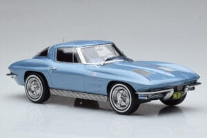 Chevrolet Corvette C2 Sting Ray Blu Norev 1:18 189050 Pressofusione — immagine 4 di 6