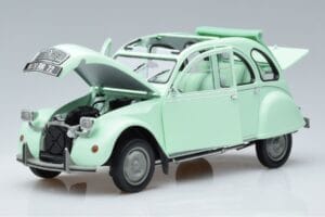 Citroen 2CV 6 Club Verde Norev 1:18 181486 Pressofusione — immagine 2 di 7