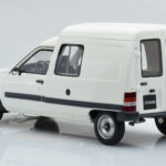 Citroen C15 D Bianco Otto 1:18 - image 5 of 6