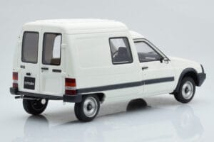 Citroen C15 E Bianco Otto 1:18 OT956B Resina — immagine 2 di 6