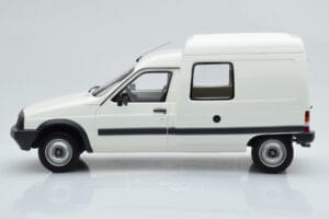 Citroen C15 E Bianco Otto 1:18 OT956B Resina — immagine 3 di 6