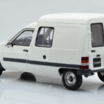 Citroen C15 E Bianco Otto 1:18 - image 4 of 6