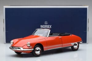 Citroen DS19 Cabriolet Norev 1:18 181599 Pressofusione — immagine 7 di 7