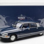 Citroen DS 23 Pallas Orient Blu Norev 1:18 - image 8 of 8