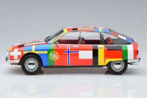 Citroen GS Drapeaux Norev 1:18 181667 Pressofusione — immagine 3 di 6