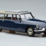 Citroen ID 19 Break Orient Blu Norev 1:18 - image 6 of 9