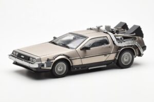 DeLorean DMC-12 Time Machine Back to the Future Argento Sun Star 1:18