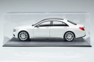 Teca Espositiva MCG 1:18 MCG99115 Pressofusione — immagine 6 di 11