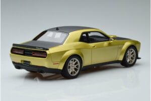 Dodge Challenger R/T Scat Pack Widebody 50° Anniversario GT Spirit 1:18 GT411 Resina — immagine 2 di 6