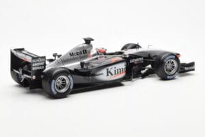 McLaren MP4/17D #6 K. Raikkonen F1 2003 Hot Wheels 1:18 B1650 Pressofusione — immagine 5 di 6