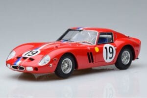Ferrari 250 GTO #19 Asia Edition GT Spirit 1:18 CLDC001 Resina