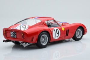 Ferrari 250 GTO #19 24 Hours of Le Mans 1962 Kyosho 1:18 08438A Pressofusione — immagine 3 di 10