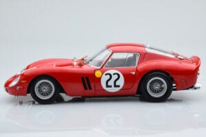 Ferrari 250 GTO #22 24 Hours of Le Mans 1962 Kyosho 1:18 08438B Pressofusione — immagine 4 di 10