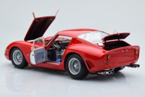 Ferrari 250 GTO Rosso Kyosho 1:18 08438R Pressofusione — immagine 5 di 10