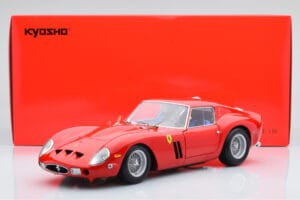 Ferrari 250 GTO Rosso Kyosho 1:18 08438R Pressofusione — immagine 10 di 10