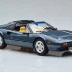 Ferrari 308 GTS Blu Norev 1:18 - image 5 of 7