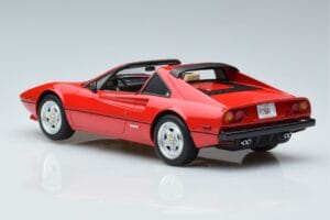 Ferrari 308 GTS QV Magnum PI GT Spirit 1:18 GT368 Resina — immagine 5 di 6