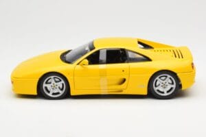 Ferrari F355 Berlinetta Giallo UT Models 1:18 180074021 Pressofusione — immagine 3 di 6