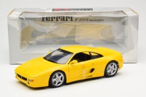 Ferrari F355 Berlinetta Giallo UT Models 1:18 180074021 Pressofusione — immagine 6 di 6