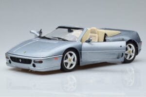 Ferrari F355 Spider Hot Wheels 1:18 23907 Pressofusione — immagine 2 di 7