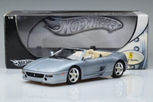 Ferrari F355 Spider Hot Wheels 1:18 23907 Pressofusione — immagine 7 di 7