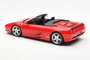 Ferrari F355 Spider Rosso Corsa GT Spirit 1:18 GT453 Resina — immagine 5 di 6