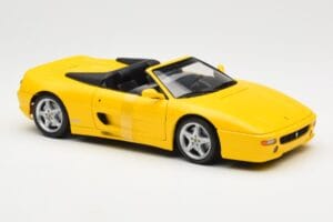 Ferrari F355 Spider Giallo UT Models 1:18 180074031 Pressofusione — immagine 4 di 6