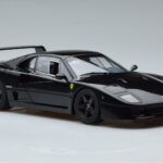 Ferrari F40 Lightweight Nero Kyosho 1:18 - image 8 of 12