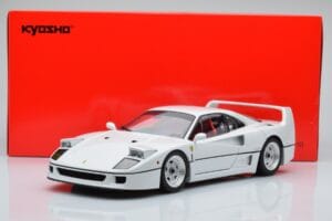 Ferrari F40 Bianco Perla Kyosho 1:18 08416PW-G Pressofusione — immagine 8 di 8