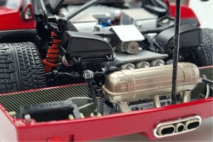 Ferrari F40 Rosso Metallizzato Asia Exclusive Kyosho 1:18 08416RM-G Pressofusione — immagine 13 di 14