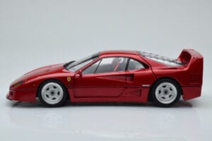 Ferrari F40 Rosso Metallizzato Asia Exclusive Kyosho 1:18 08416RM-G Pressofusione — immagine 5 di 14