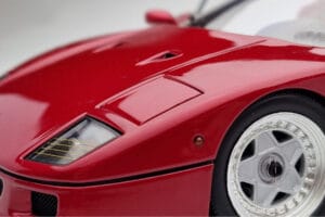Ferrari F40 Rosso Metallizzato Asia Exclusive Kyosho 1:18 08416RM-G Pressofusione — immagine 9 di 14