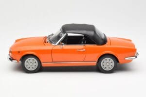 Fiat 124 BS Arancione Sun Star 1:18 4906 Pressofusione — immagine 4 di 8