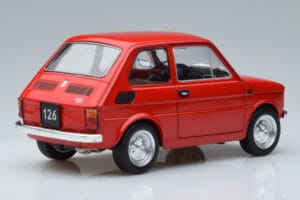 Fiat 126 Rosso MCG 1:18 MCG18323 Pressofusione — immagine 2 di 6