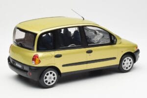 Fiat Multipla Giallo Otto 1:18 OT1047 Resina — immagine 2 di 6