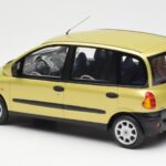 Fiat Multipla Giallo Otto 1:18 OT1047 - image 5 of 6