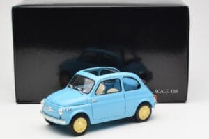 Fiat Nuova 500 Celeste Blu Kyosho 1:18 08966LB Pressofusione — immagine 8 di 8
