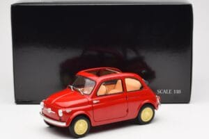 Fiat Nuova 500 Coral Rosso Kyosho 1:18 08966R Pressofusione — immagine 8 di 8