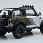 Ford Bronco RTR Iconic Argento GT Spirit 1:18 - image 2 of 6