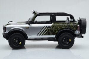 Ford Bronco RTR Iconic Argento GT Spirit 1:18 GT404 Resina — immagine 3 di 6