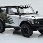 Ford Bronco RTR Iconic Argento GT Spirit 1:18 - image 4 of 6
