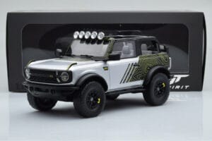 Ford Bronco RTR Iconic Argento GT Spirit 1:18 GT404 Resina — immagine 6 di 6