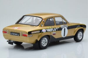 Ford Escort Mk1 RS1600 Night Version #1 R. Clark / J. Porter Rally Wales 1972 IXO 1:18 18RMC100 Pressofusione — immagine 2 di 6