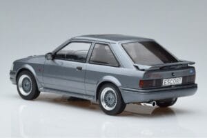 Ford Escort Mk4 RS Turbo S Grigio MCG 1:18 MCG18272 Pressofusione — immagine 5 di 6